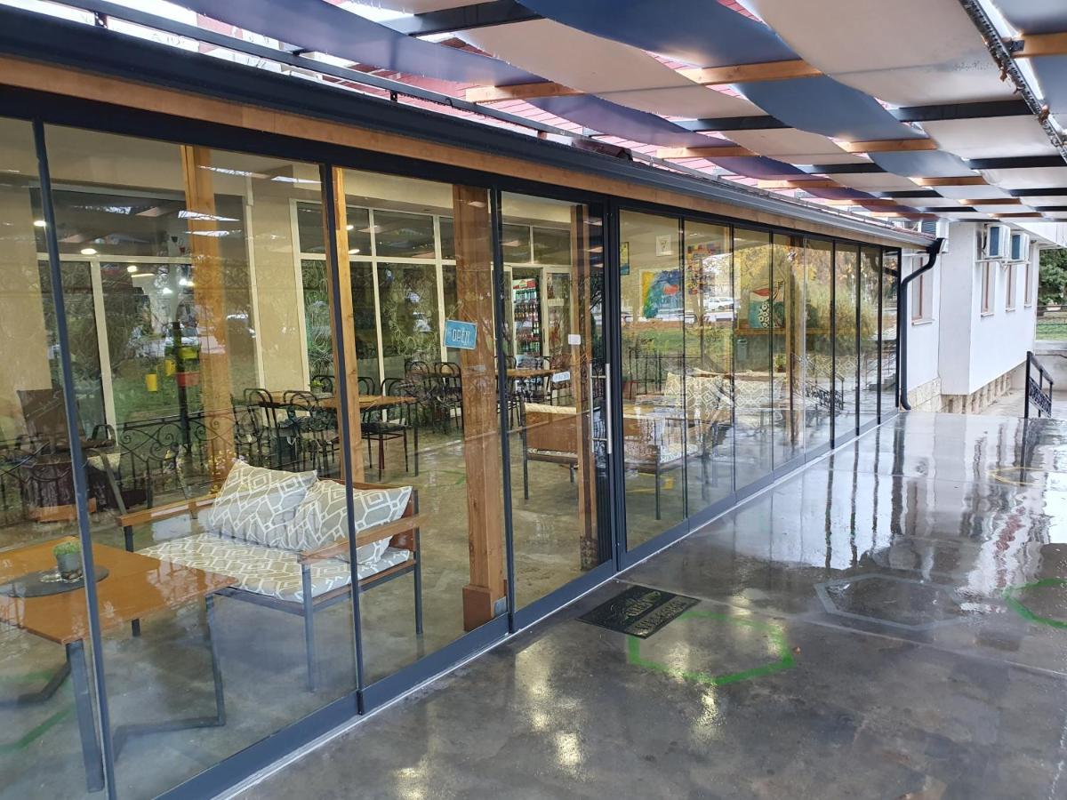 Hanovete Hotel Pliska Bagian luar foto